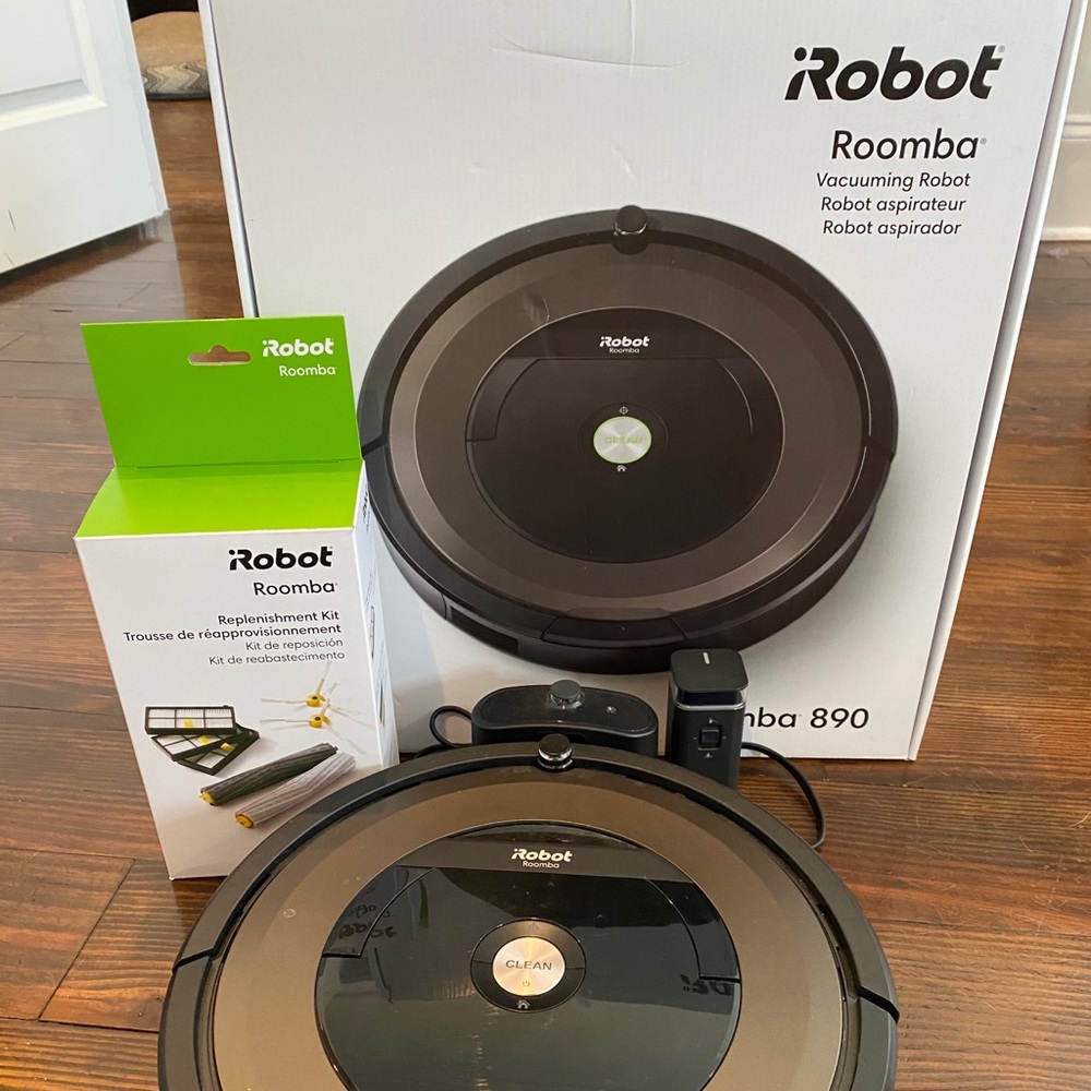 iRobot Roomba 890